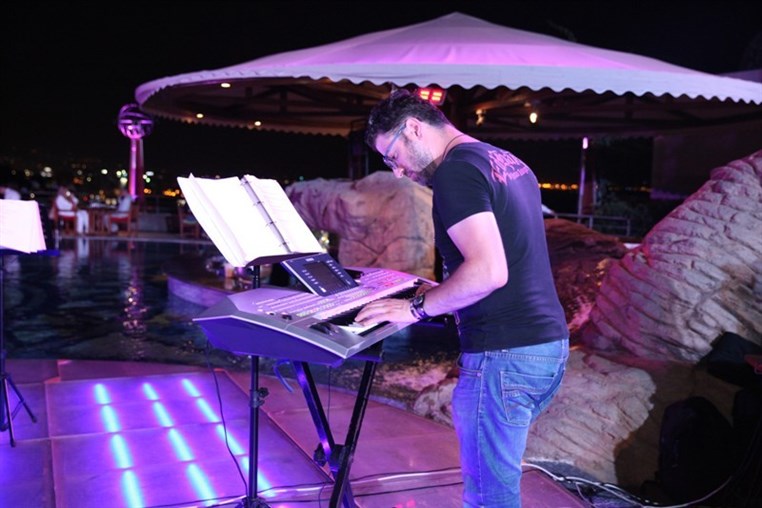 Barbecue Summer Band Nights